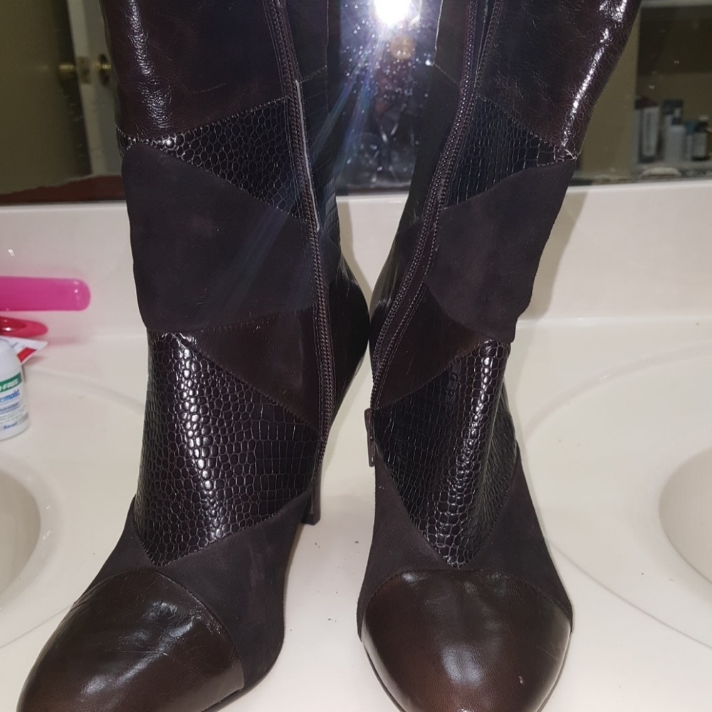 Nine West brown suede booties